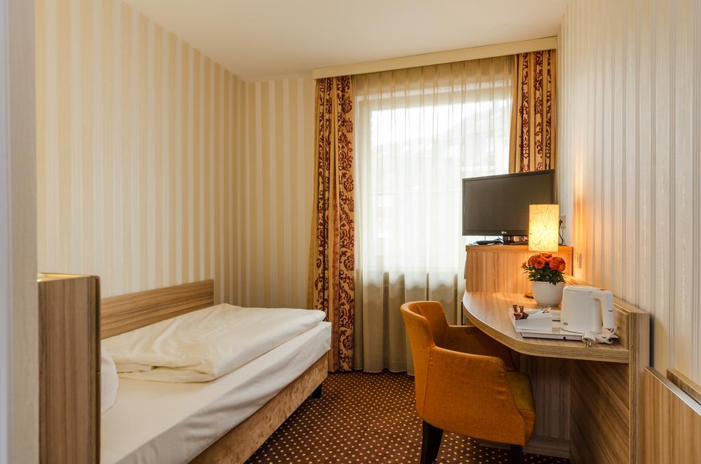 Hotel Alte Post Лерте Экстерьер фото